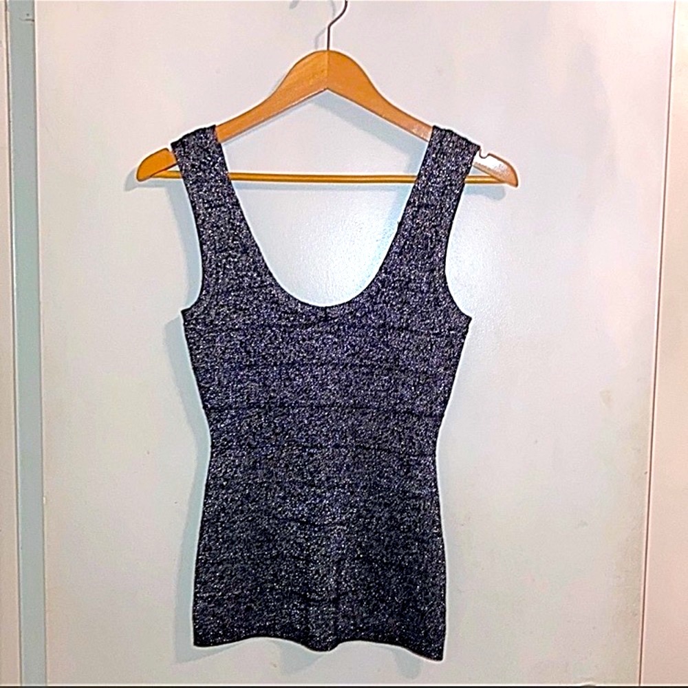 2B BeBe💜Shimmery Metallic Stretchy Knit Top